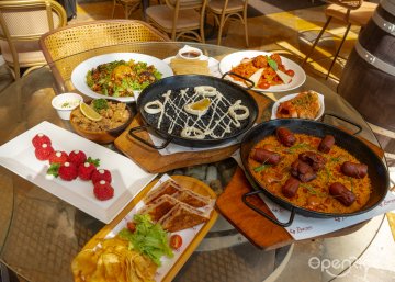 Barcino: A Classic Spanish Dining Experience