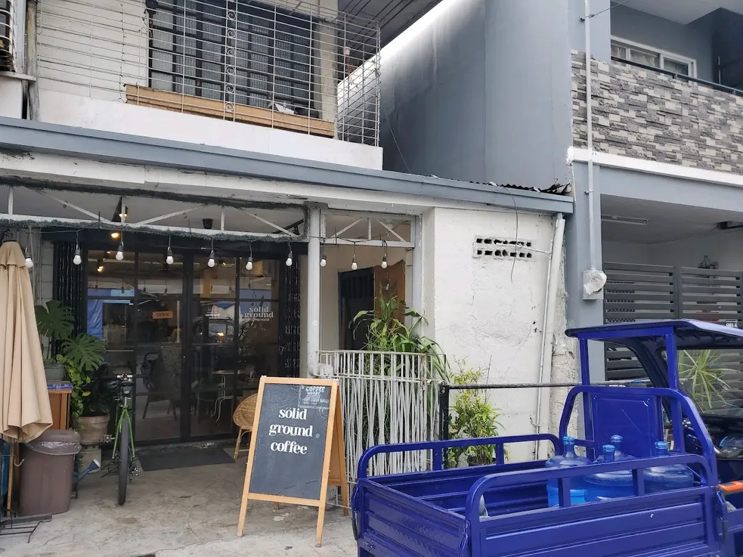 Solid Ground Coffee - Western variety in Poblacion (Makati) Rockwell ...