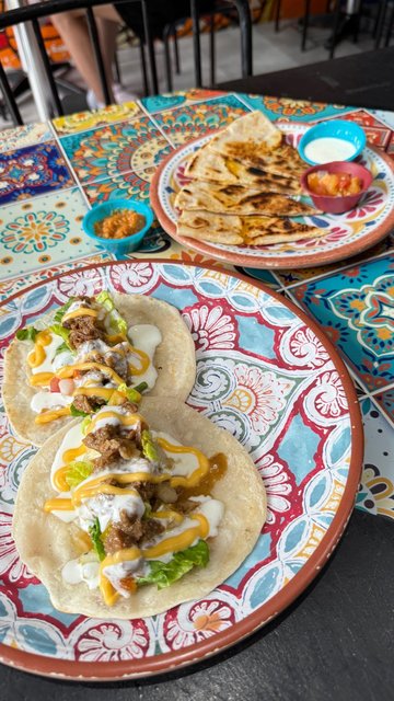 Dos  Tacos  with  Beef  and  Cheese  Quesadillas !